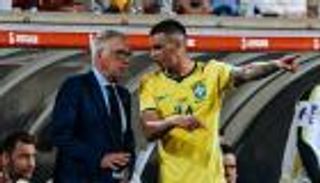 لاعب من الدوري السعودي يعوض مدافع ريال مدريد في كأس العالم