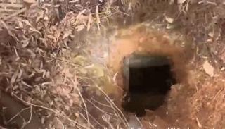 لقطة شاشة من مقطع فيديو نشره الجيش لنفق في لبنان