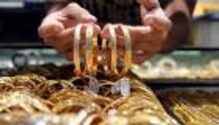 سباق الادخار في مصر.. شهادات بعائد 17.25% تهدد عرش الذهب