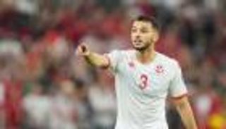 تألق دفاعي.. &laquo;صخرة تونس&raquo; يحقق صدارة عربية في الدوري الفرنسي