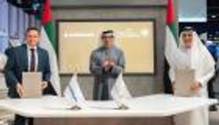 &laquo;اصنع في الإمارات&raquo;.. منصور بن زايد يشهد التوقيع على عقد شراء طائرات C-390 ميلينيوم