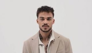  الفنان الأردني حسام السيلاوي