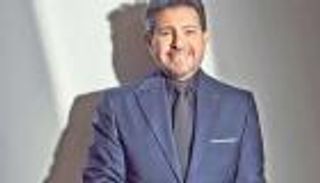 مصر.. تشييع جثمان هاني شاكر اليوم بعد وصوله من باريس