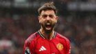 برونو فرنانديز يخلف محمد صلاح في جائزة الأفضل