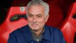 مورينيو يقبل تحدي &laquo;حلبة شجار&raquo; ريال مدريد