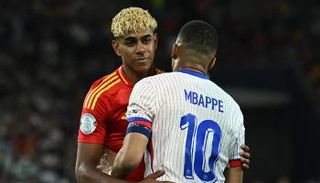 كيليان مبابي ولامين يامال