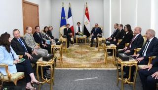 جانب من مباحثات الرئيسين السيسي وماكرون