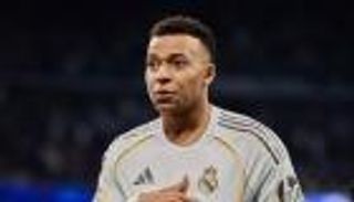 مبابي يهرب من جماهير ريال مدريد