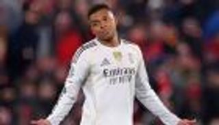 هل تهرب كيليان مبابي من المشاركة في كلاسيكو برشلونة وريال مدريد؟
