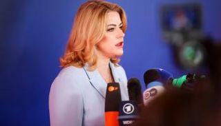 رئيسة وزراء لاتفيا