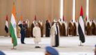 محمد بن زايد يبحث مع رئيس وزراء الهند تعزيز الشراكة الاستراتيجية الشاملة والتطورات الإقليمية