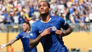 جواو بيدرو لاعب تشيلسي