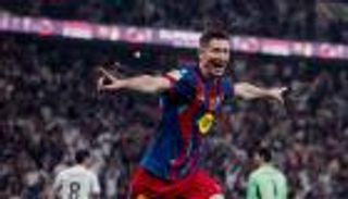 مفاجأة.. ليفاندوفسكي تجاهل عروض برشلونة ويقترب من الهلال