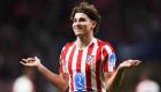 هل فتح أتلتيكو مدريد باب الرحيل أمام جوليان ألفاريز؟