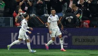 أستون فيلا بطل الدوري الأوروبي