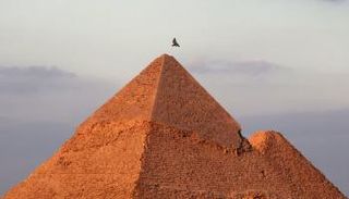 الهرم الأكبر في مصر مقاوم للزلازل