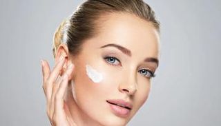 العناية بالبشرة ـ تعبيرية 