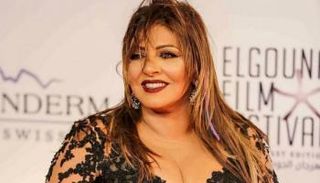 الفنانة هالة صدقي