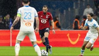 الجزائري نبيل بن طالب لاعب ليل
