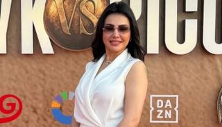 الفنانة دينا فؤاد