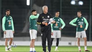 بيتكوفيتش في تدريبات منتخب الجزائر