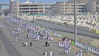 الحجاج في منى