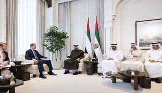 الشيخ محمد بن زايد آل نهيان يستقبل النائب الأول لرئيس مجلس الوزراء الروسي