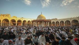 مواقيت الصلاة اليوم في مصر أول أيام عيد الأضحى 2026