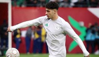 شايبي لاعب منتخب الجزائر