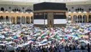 حج 2026.. ضيوف الرحمن المتعجلون يؤدون طواف الوداع
