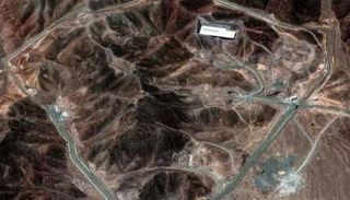 صورة بالأقمار الاصطناعية لمنشأة نووية إيرانية- أرشيف