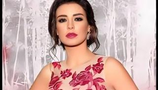الفنانة اللبنانية ماجي بو غصن