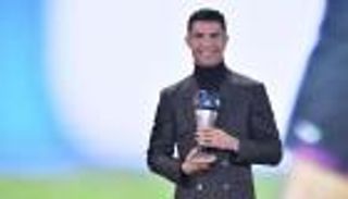 كريستيانو رونالدو.. الأعلى أجراً في العالم خلال 11 عاماً