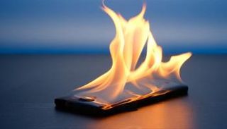 اشتعال بطارية الهاتف