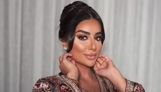 الفنانة جوري بكر 