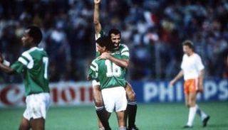 مصر وهولندا في 1990