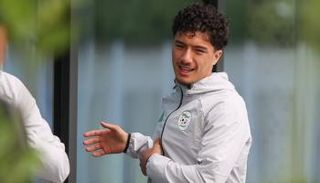مازا نجم منتخب الجزائر