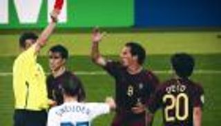 4 أيام على كأس العالم 2026.. أكبر عدد بطاقات حمراء في مباراة واحدة