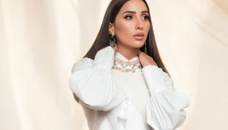 الفنانة دينا الشربيني