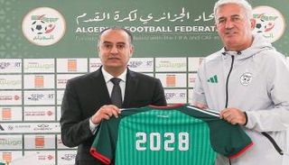 السويسري فلاديمير بيتكوفيتش، مدرب منتخب الجزائر