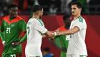 &laquo;لهذا سيتألق رياض&raquo;.. مجاني يدافع عن محرز وبن طالب وماندي