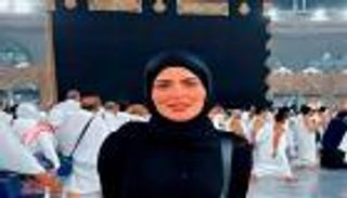 حذف الصور ونشر أزياء للمحجبات.. حقيقة ارتداء مها الصغير الحجاب مجددًا