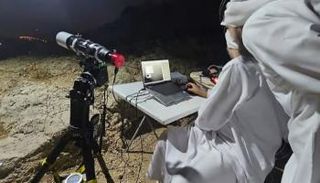 يمكث الهلال في أبوظبي نحو 40 دقيقة بعد غروب الشمس 