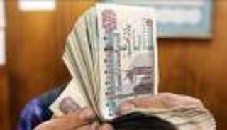 زيادة الأجور في مصر.. إليك موعد التطبيق وجدول مرتبات موظفي الحكومة