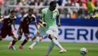 قطر ضد سويسرا.. ركلة جزاء تمنح المغرب رقما غريبا في كأس العالم (فيديو)