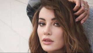 الممثلة التركية إيجي أرتيم 