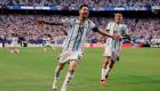 أول هاتريك لميسي في كأس العالم.. كم ضحية للبرغوث بالمونديال؟