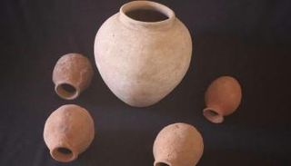 اكتشاف مقبرتين من العصر العتيق بمنطقة جبل الطير بالمنيا