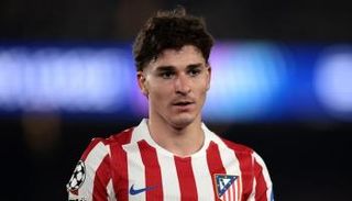 جوليان ألفاريز لاعب أتلتيكو مدريد