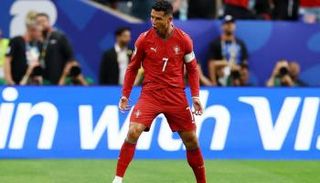 كريستيانو رونالدو في مباراة البرتغال وأوزبكستان